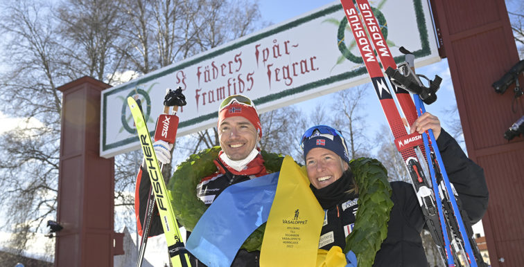 Vasaloppsvinnarna 2022: Andreas Nygaard och Astrid Øyre Slind.